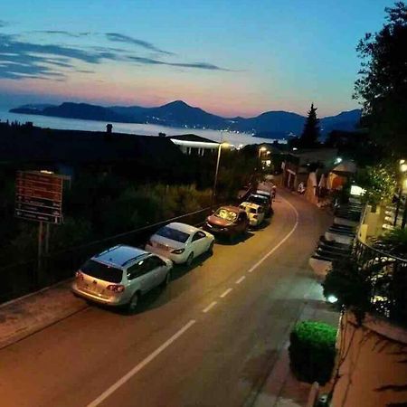 Bmv Room 2 With East Island View Sveti Stefan Bagian luar foto