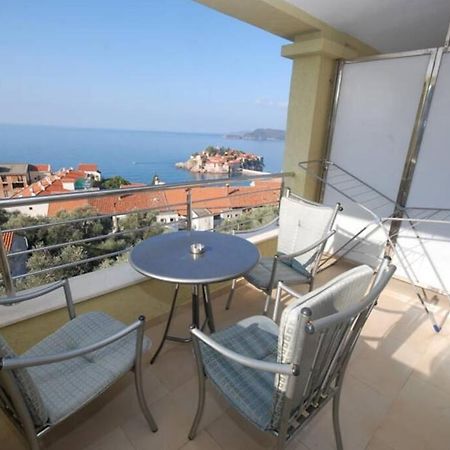 Bmv Room 2 With East Island View Sveti Stefan Bagian luar foto